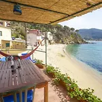 Il Sottomarino - Goelba * بورتوفيرّايو